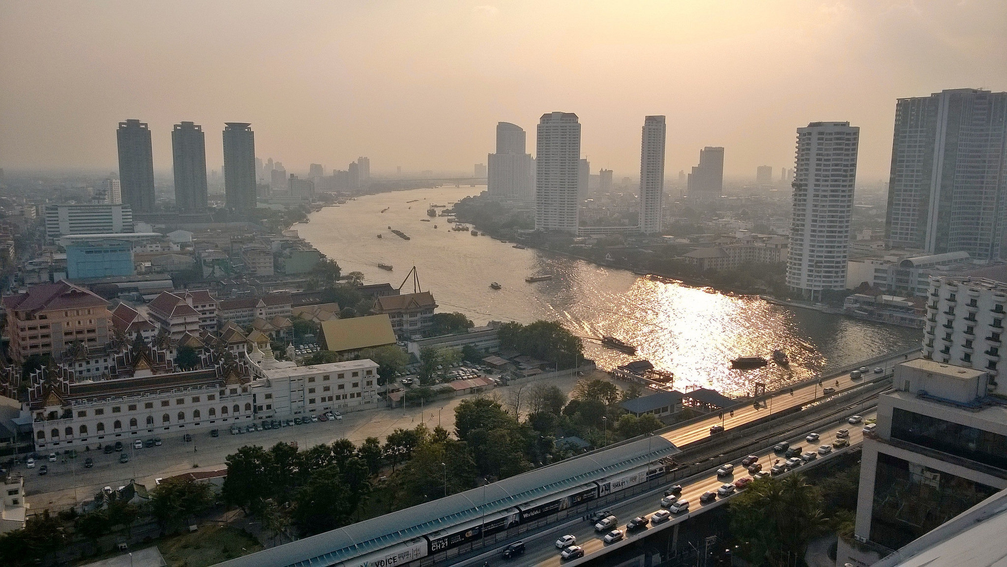 Centre Point Silom Bangkok (10)
