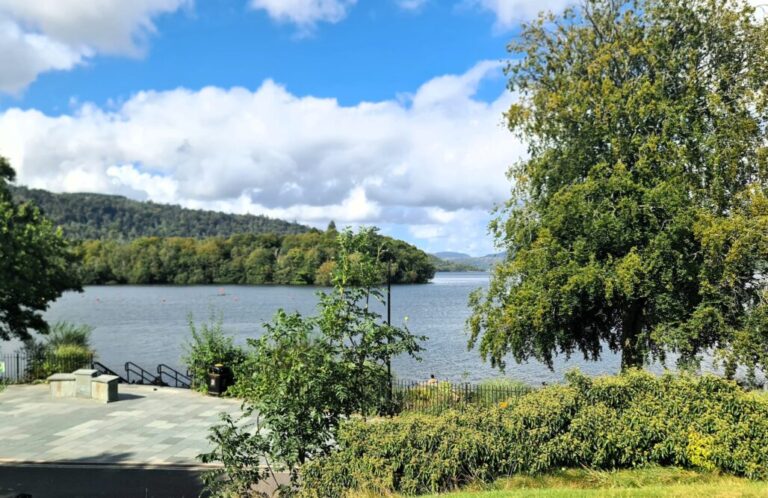 Englanti matkailuautomaana – Eaves Wood ja Lake District