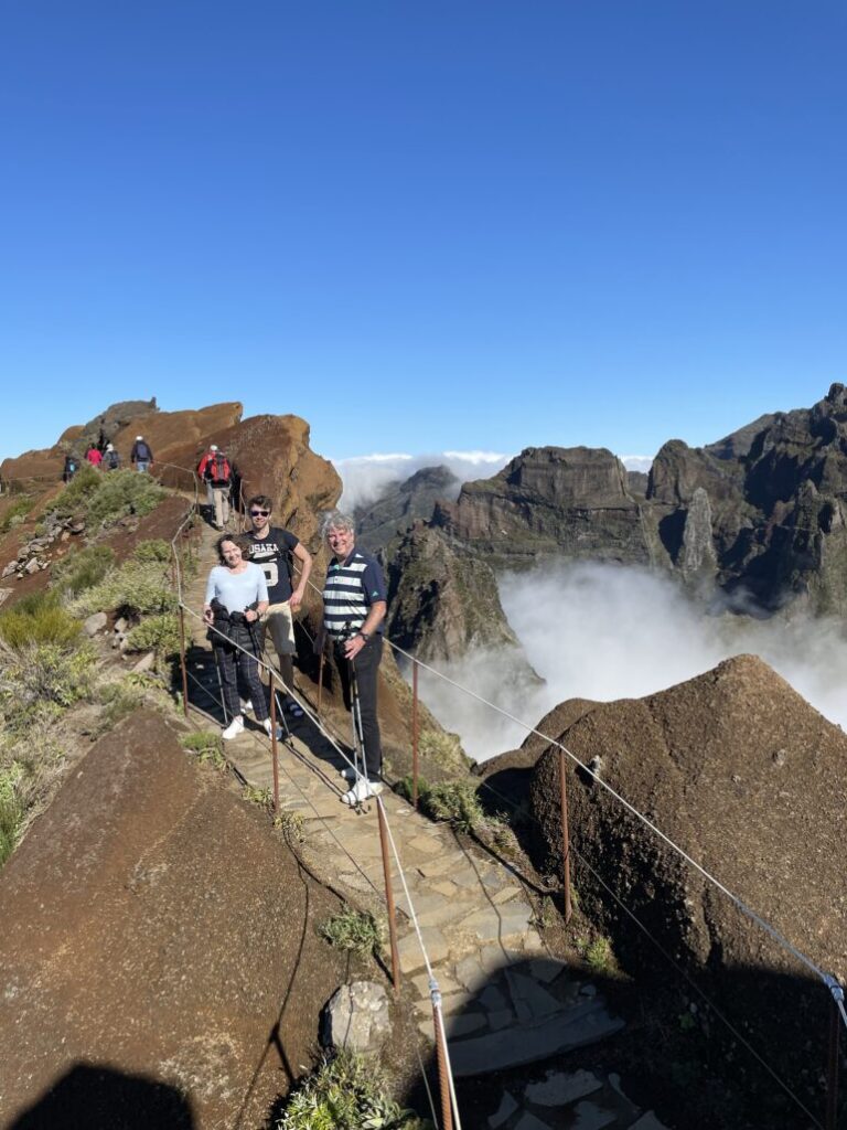 Vaellus Madeiran huikeimmassa paikassa Pico do Arieirolla